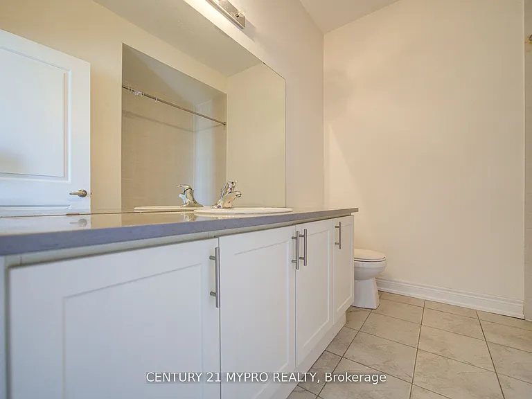 7 Latchford Ln — Photo 34