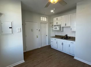 42 E 19th St APT 3B, Bayonne, NJ 07002