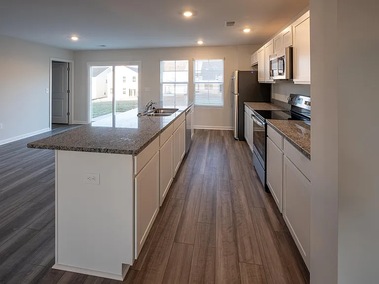3024 Hallsdale Dr — Photo 7