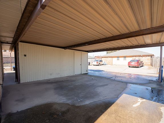 5th image of 1107 Valley View Dr