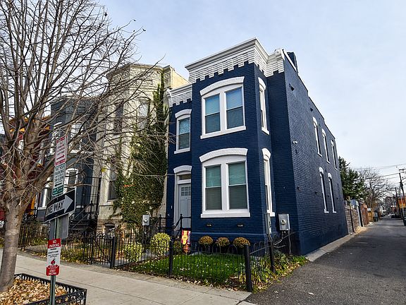 2nd image of 1117 Montello Ave NE