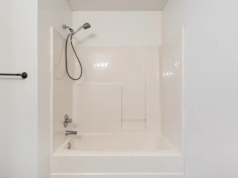 3518 Acorn Woods Way — Photo 15