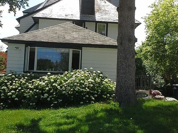 4th image of 30 Wiley St