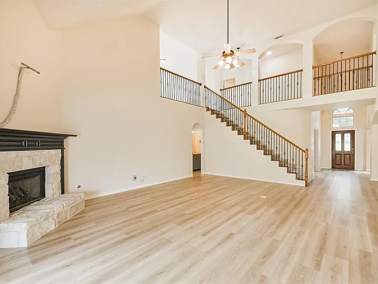 11918 Mariposa Canyon Dr — Photo 14