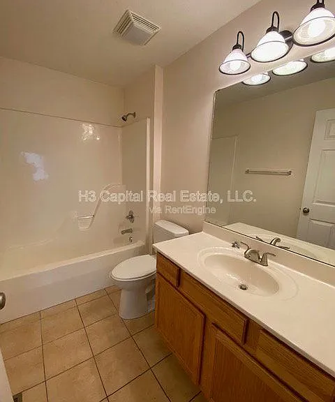 55 Crimson Ct #B — Photo 10