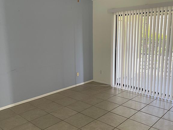 2nd image of 300 Rotonda Blvd W