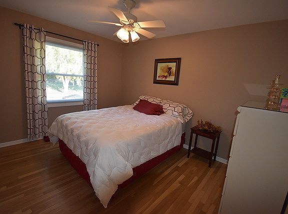 5th image of 2S230 Glen Ave