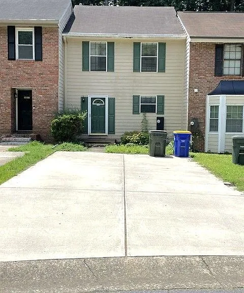 1013 Travelers Trl NW — Photo 1