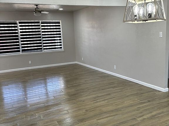 4th image of 10124 Newcastle Dr