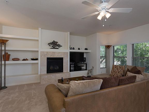 4th image of 20121 N 76th St Unit 2037