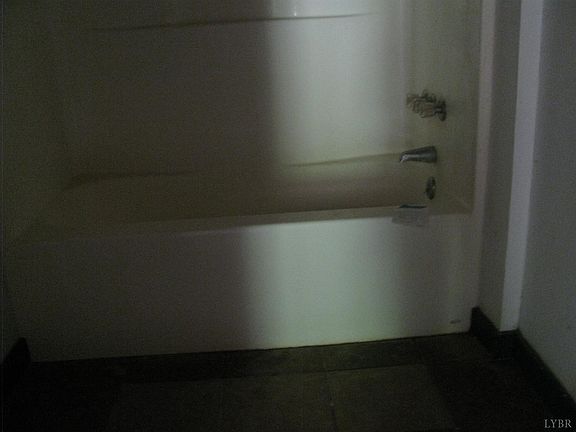 5th image of 1863 Mount Airy Rd