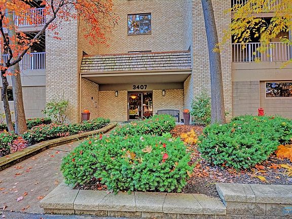 2nd image of 3407 Oak Alley Ct APT 504