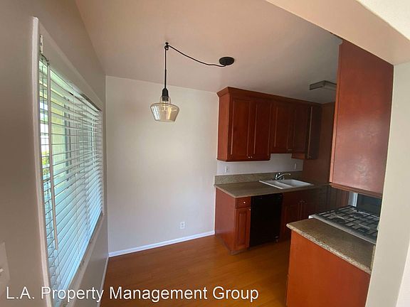5th image of 4915 Cahuenga #1
