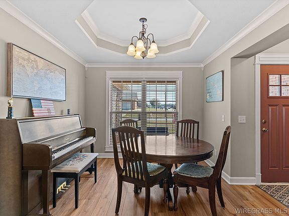 4th image of 701 Homestead Way