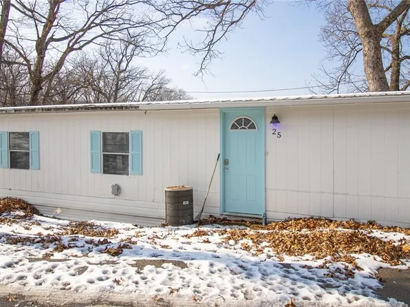 25 Betlo Park Dr, Sunrise Beach, MO 65079