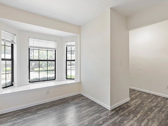 3rd image of 3755 Donovan Dr #20