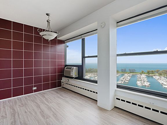 5th image of 3420 N Lake Shore Dr APT 18O