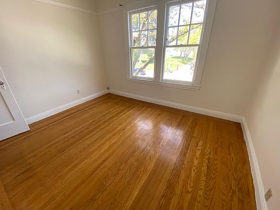 3rd image of 2 Sanchez St #1
