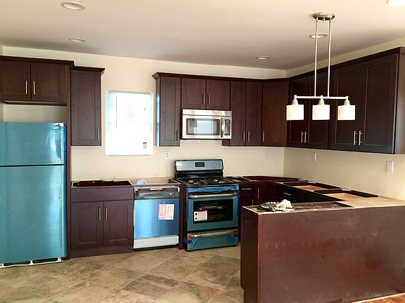 3rd image of 133 Ave 219 St