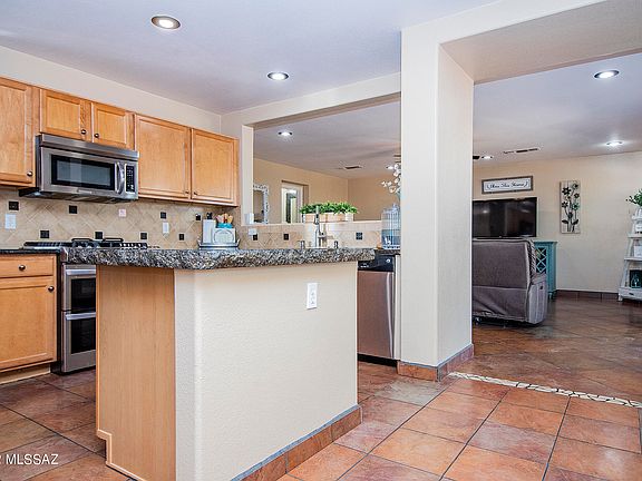 2nd image of 3940 W Rock Basin Ln