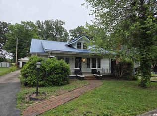 962 Husband Rd, Paducah, KY 42003