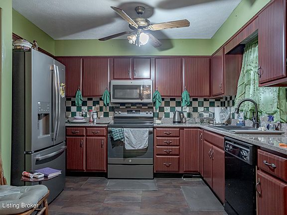 5th image of 908 Timberwood Dr