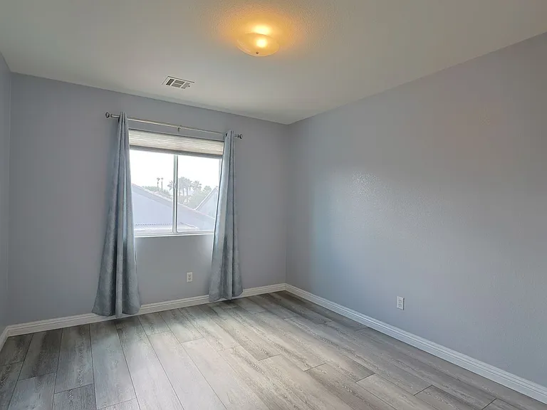 6113 Crystal Talon St — Photo 15