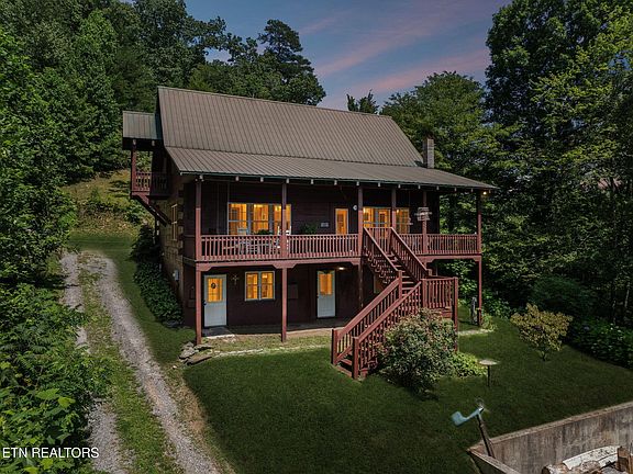 2nd image of 186 Caney Creek Rd