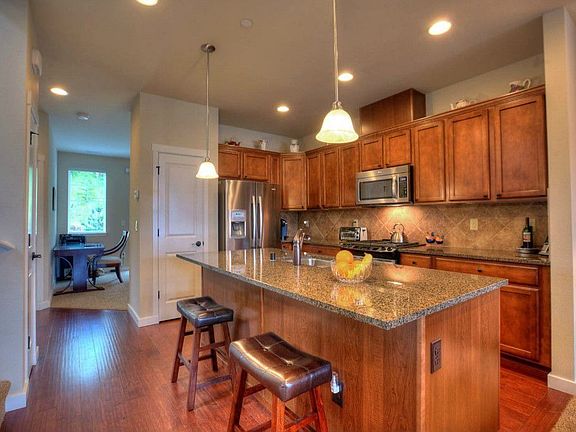 3rd image of 9123 Merritt Ave SE