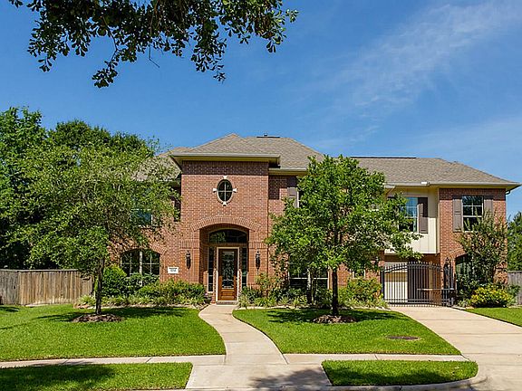 2nd image of 1014 Woodcreek Cove Ln