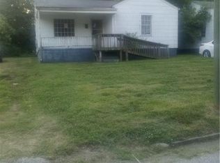 103 S Cecil St, Lexington, NC 27292