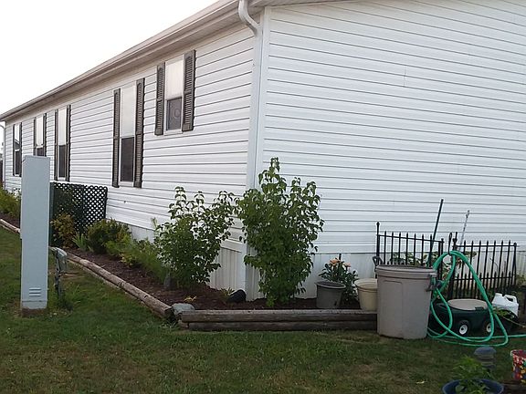5th image of 4743 Dustin Dr