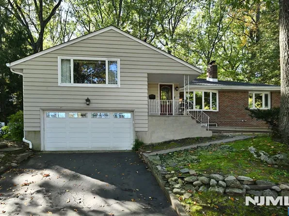 442 Ridgewood Boulevard, Twp of Washington, NJ 07676