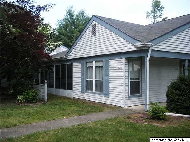 2nd image of 769 Liverpool Circle #B