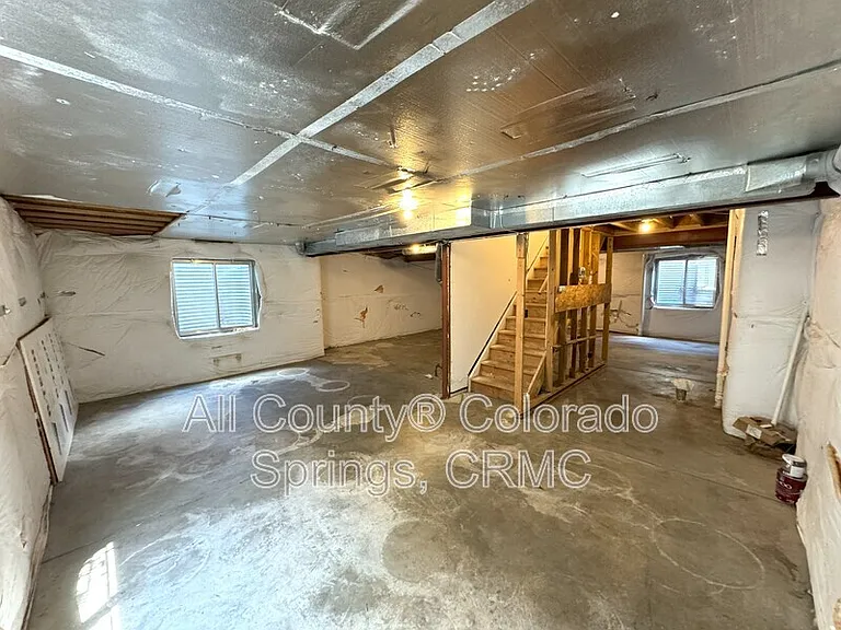 5859 Instone Cir — Photo 30
