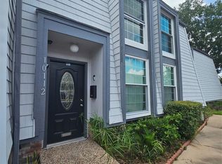 10112 Beekman Place Dr, Houston, TX 77043