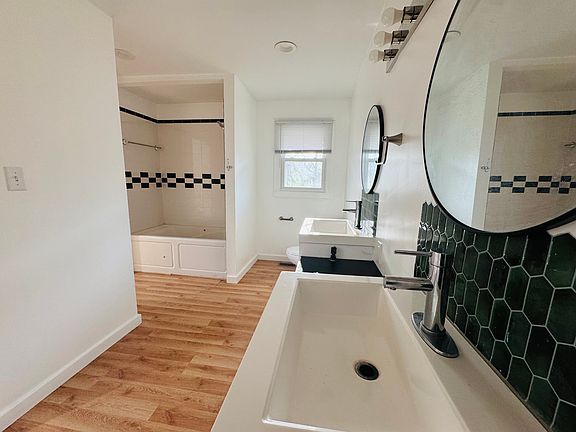 4th image of 1303 Randall Rd