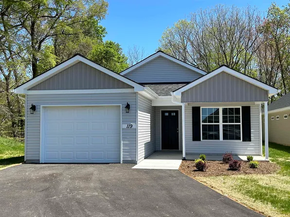 119 Aaliyah Ln, Radford, VA 24141