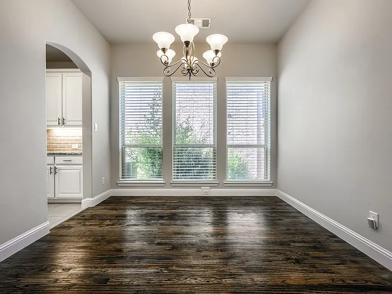14175 Wheatfield Ln — Photo 9