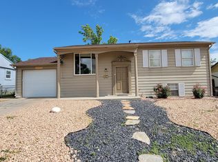 37 Macgregor Rd, Pueblo, CO 81001