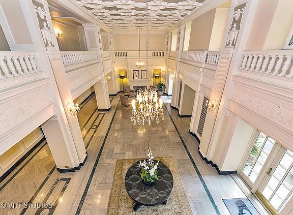 3rd image of 3520 N Lake Shore Dr APT 3M
