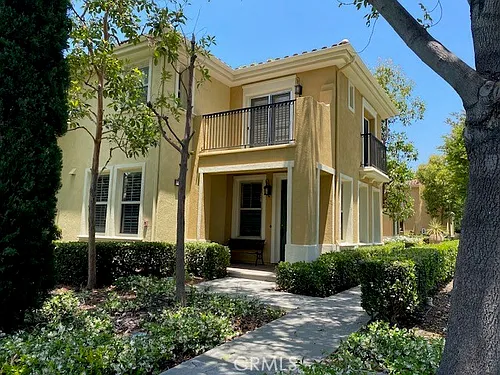 215 Groveland Photo 1