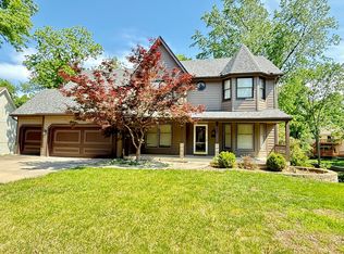 8257 N Woodland Ave, Kansas City, MO 64118