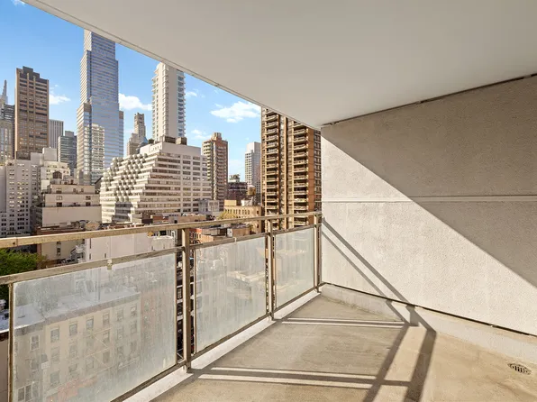 303 East 57th Street image 1 of 8
