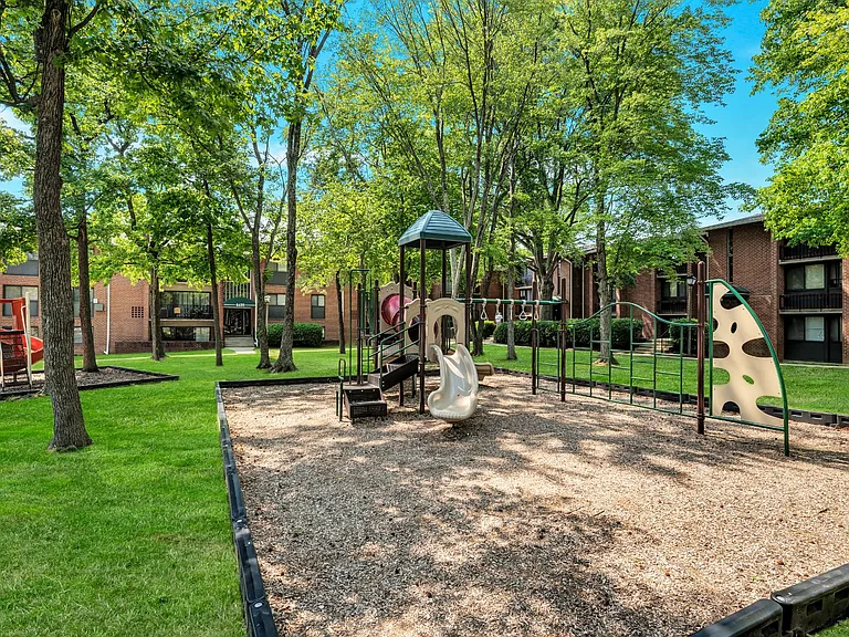 Spark Oxon Hill — Photo 16