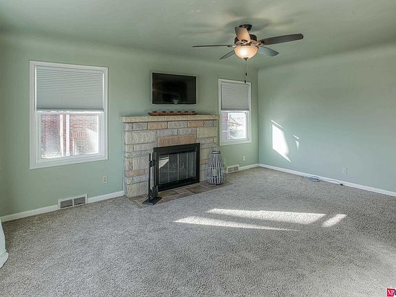 5th image of 2118 S 38th Ave