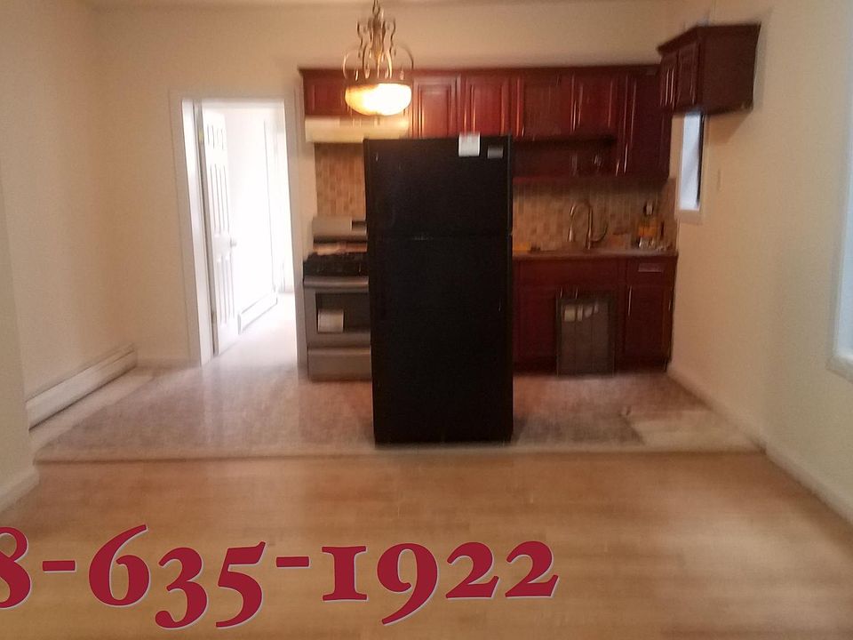 1st image of 84 Vark St