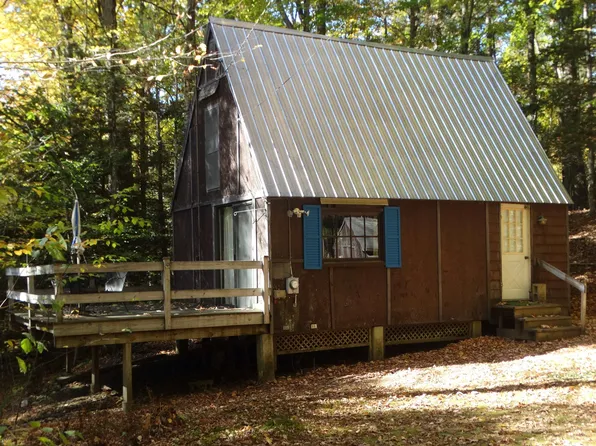 28 Staddle Hill Road, Winchester, NH 03470