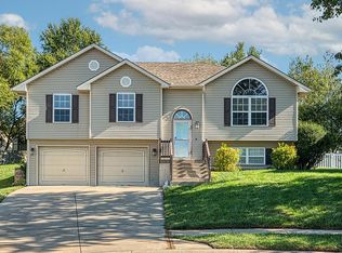 3604 NW 85th Ct, Kansas City, MO 64154
