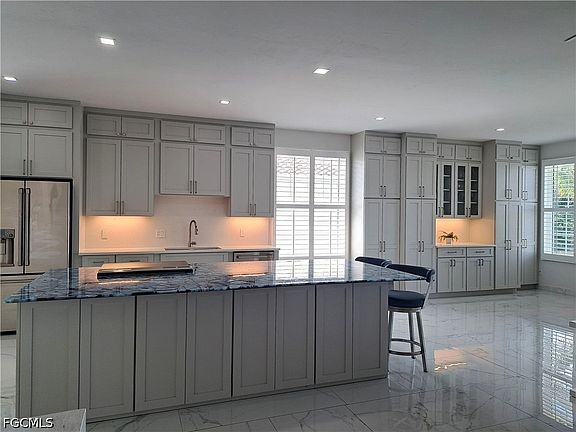 3rd image of 11261 Jacana Ct APT 1808